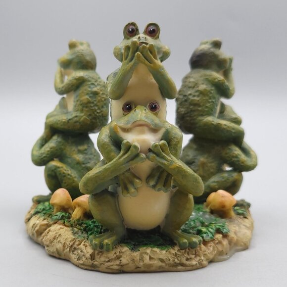 Frog Tealight Candle Holder Figurine With Mushrooms Grass Base - Picture 1 of 7